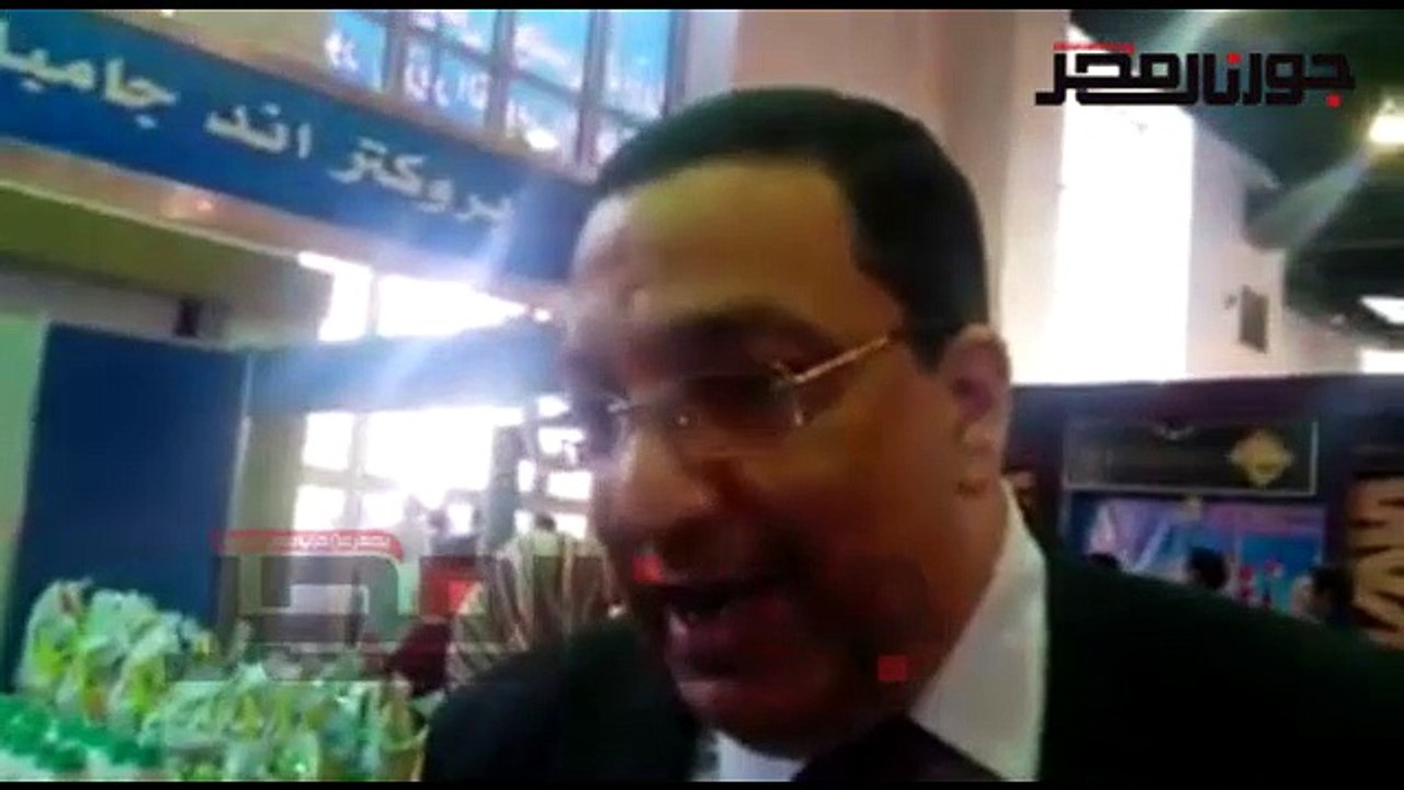رئيس شركة مجمعات الأهرام السلع متوفرة بأسعار مخفضة بجميع الفروع