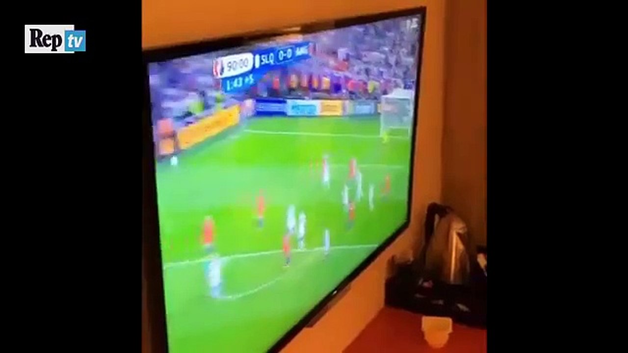 Euro 2016: Nainggolan avec ses cigarettes