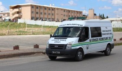 Hükümlü Cezaevinin İkinci Katından Ölüme Atladı