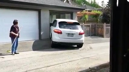 How to park your Porsche In Vancouver