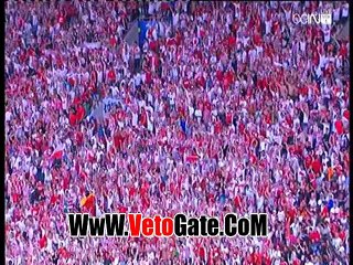 فرحة هيستيرية من لاعبى بولندا بعد صعودهم التاريخى باليورو