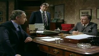 Yes Minister — Why Britain Joined the European Union | Crazy And Fun Video