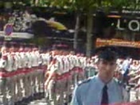 defilé legion etrangére 14 juillet