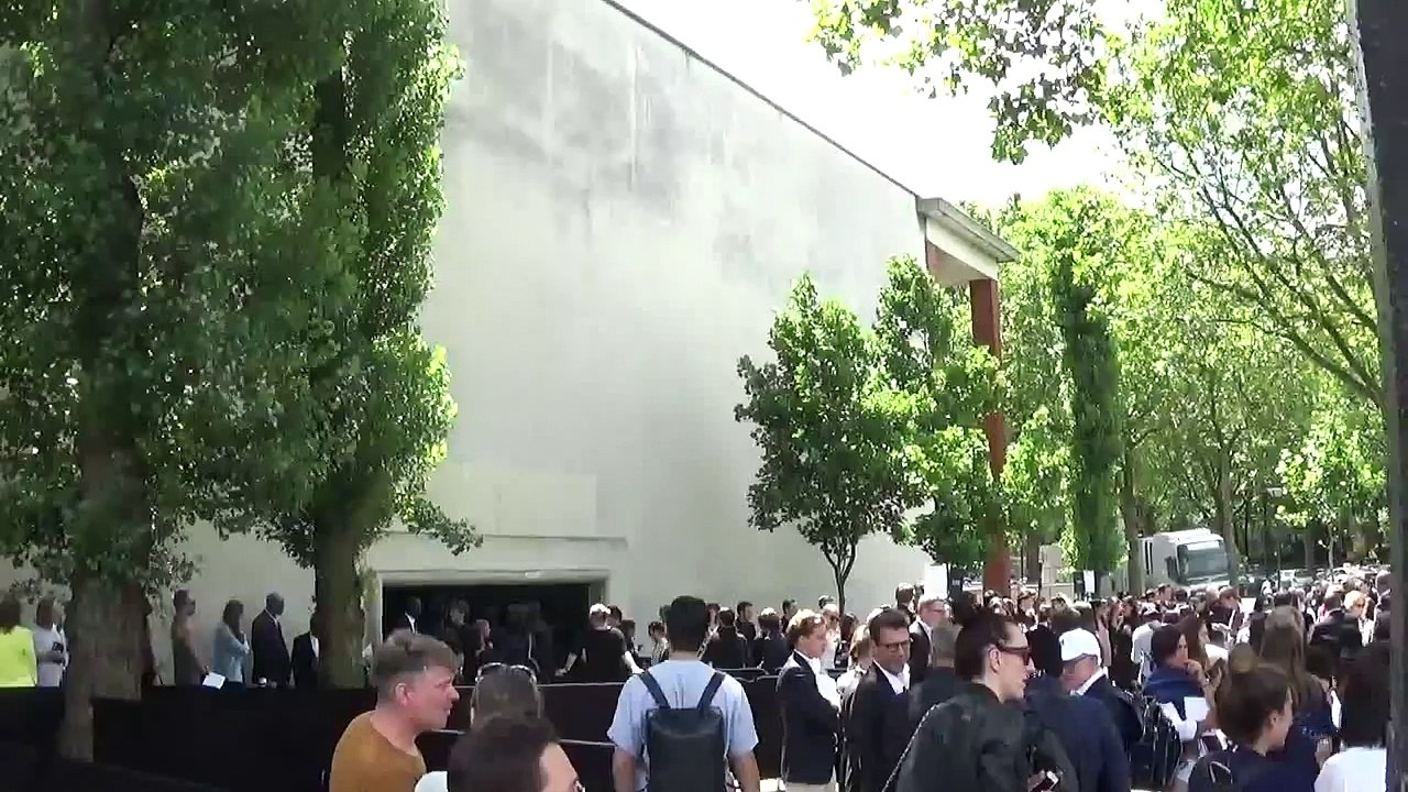 Robert PATTINSON @ Paris 25 june 2016 Fashion Week show Dior _ juin