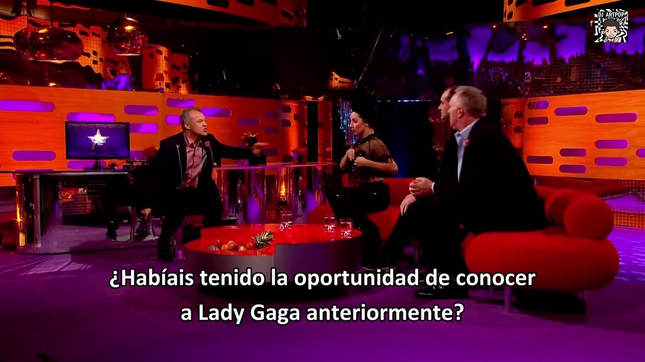 Lady Gaga en el show de Graham Norton (2013) - PARTE I
