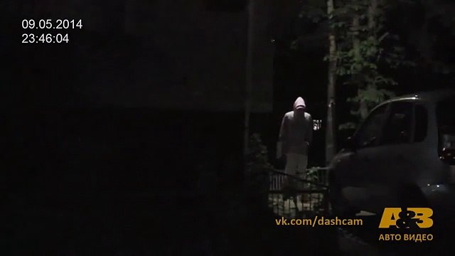 Парень наложил в штаны The boy almost wrought with fear