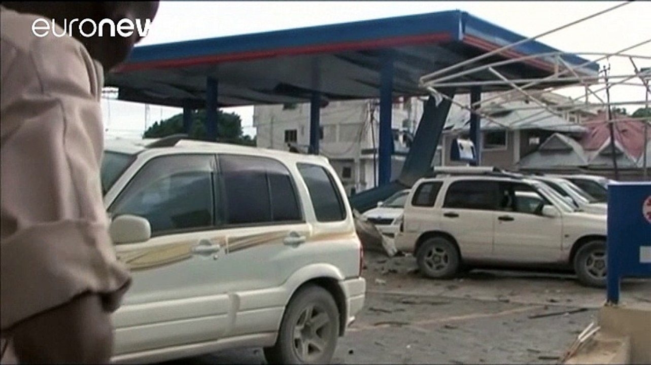 Somalia: attacco in un albergo a Mogadiscio, morti e feriti