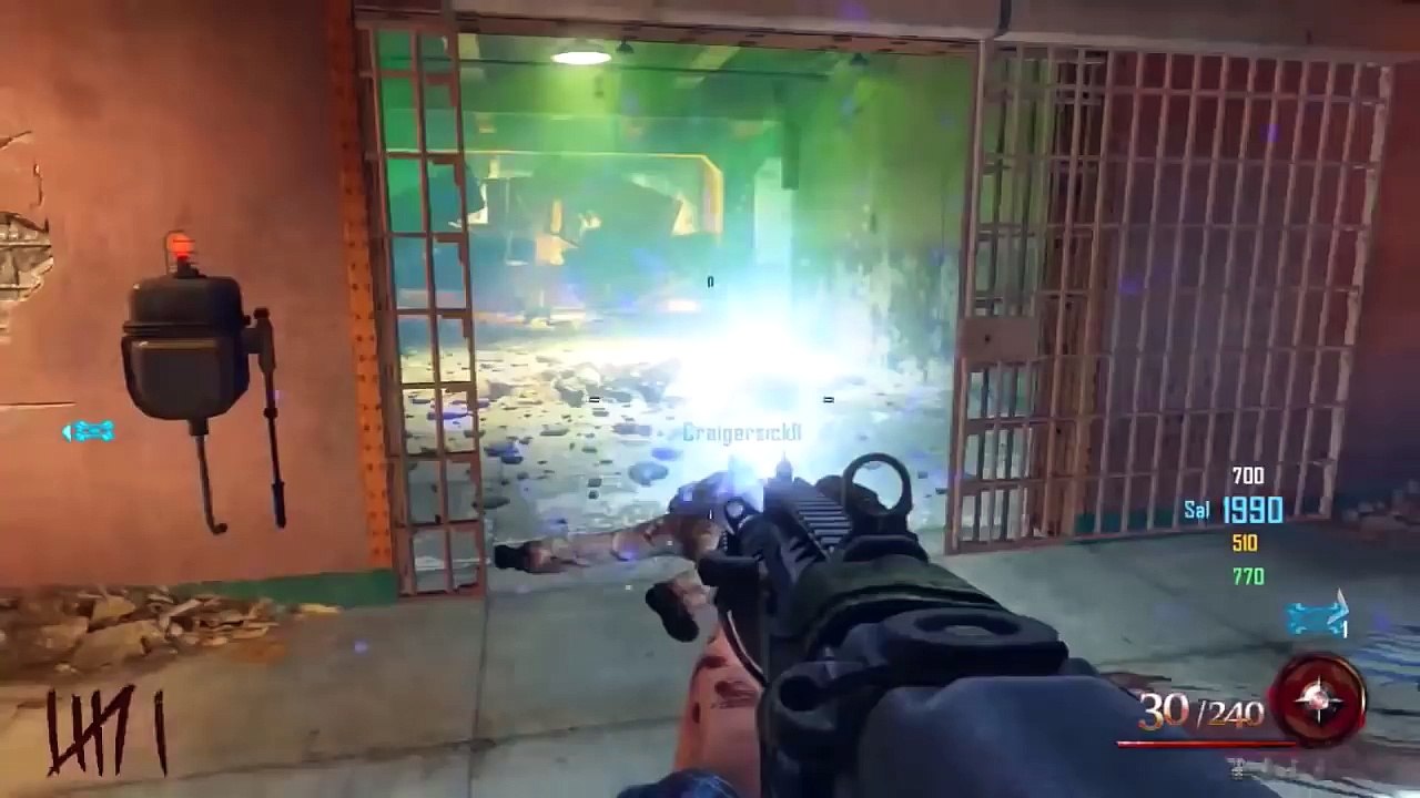 TROLLING TEAMMATES IN CALL OF DUTY ZOMBIES! (Black Ops 2)