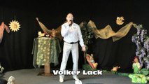 Die Welt ist voller Liebe - Artist: Volker - Eigener Song