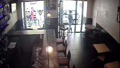 Une serveuse se fait gifler pour avoir servi de l'alcool en plein ramadan