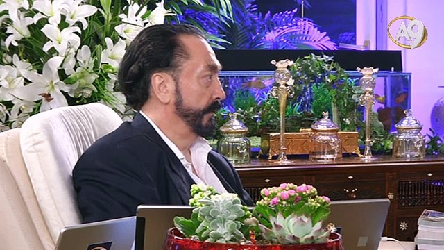 Adnan Oktar: Arda Turan'la uğraşmayın bıraksınlar