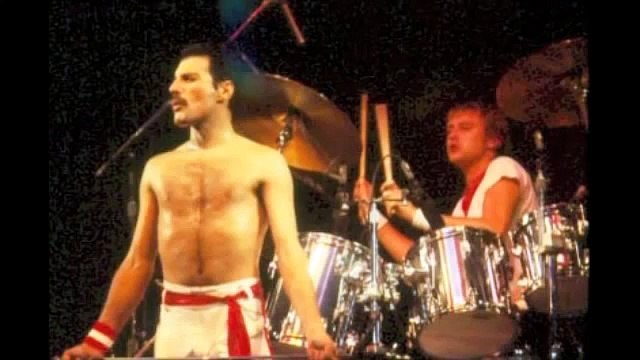 19. Saturday Night's Alright For Fighting (Queen-Live In Fukuoka: 10/19/1982)