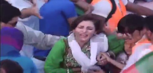 People Touching Private Parts of Hot Girl teased In PTI Jalsa Islamabad 24_Apr_2016