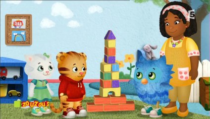 Le village de Dany - Hou construit une tour