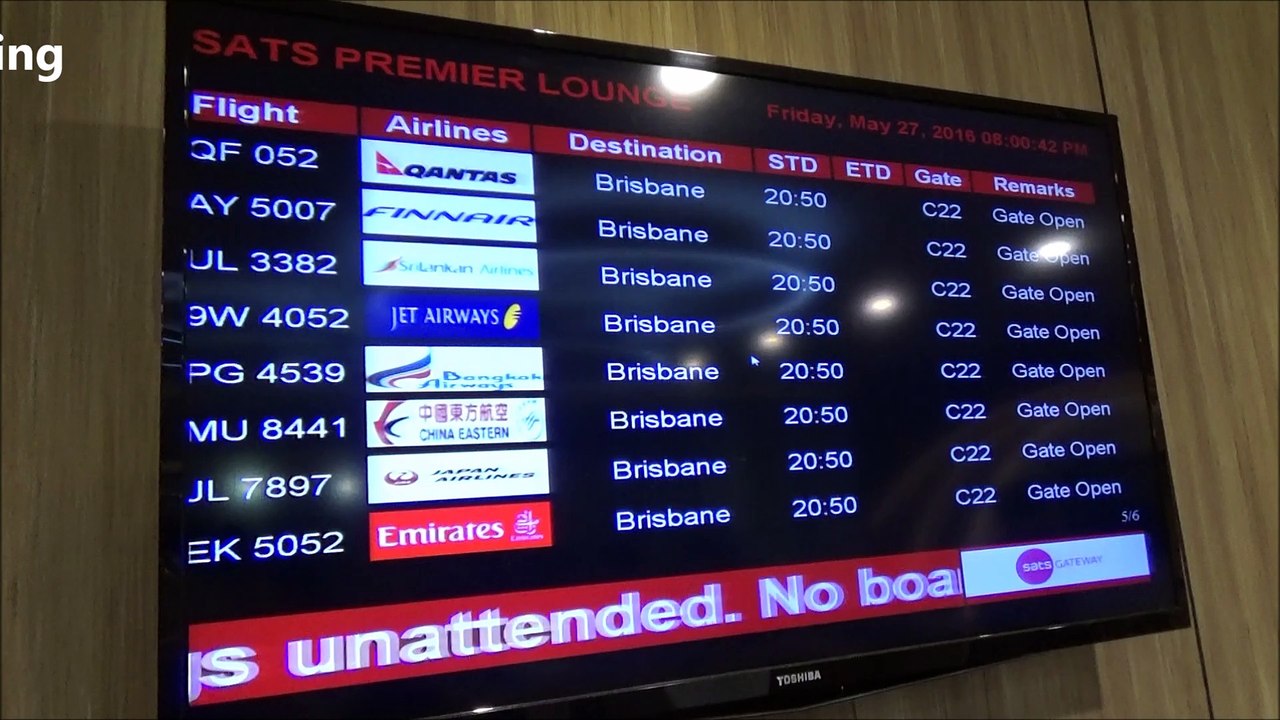 SATS Premier Lounge Singapore Changi Terminal 1 Laksa and Osim Massage Chair