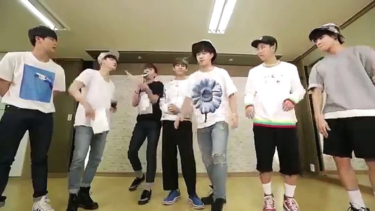 BTS -Dance a small part from sick choreography