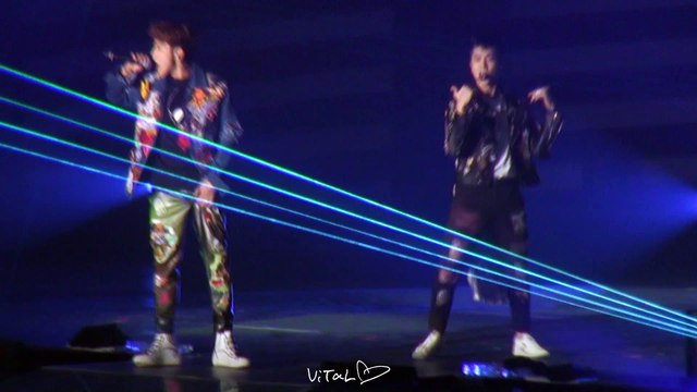 BLUE LIGHT _ WOOYOUNG with JUN.K & NICHKHUN