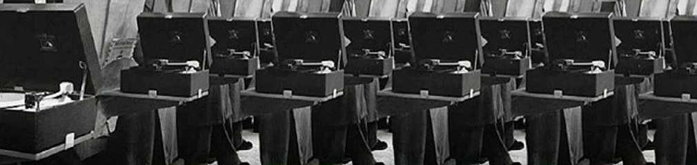 Paul Robeson   The Volga Boatmen