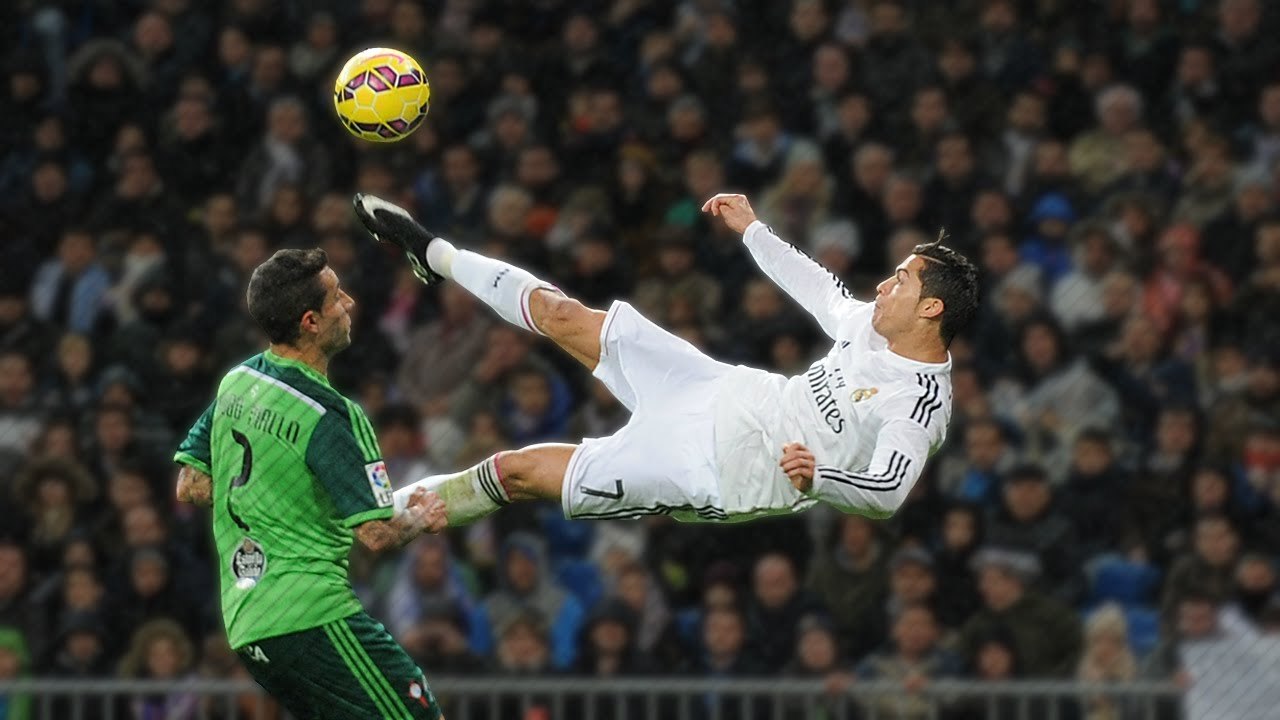 Cristiano Ronaldo InCRedible Bicycle Kicks Show