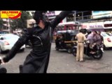 Ranveer Singh is a Big Fan of Hrithik Roshan Performed Dance on Busy Street of BANDRA
