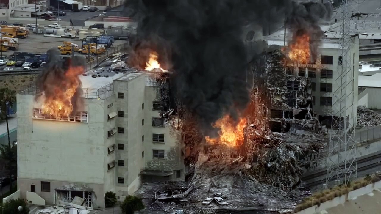 Jurassic City 2016 Fragman