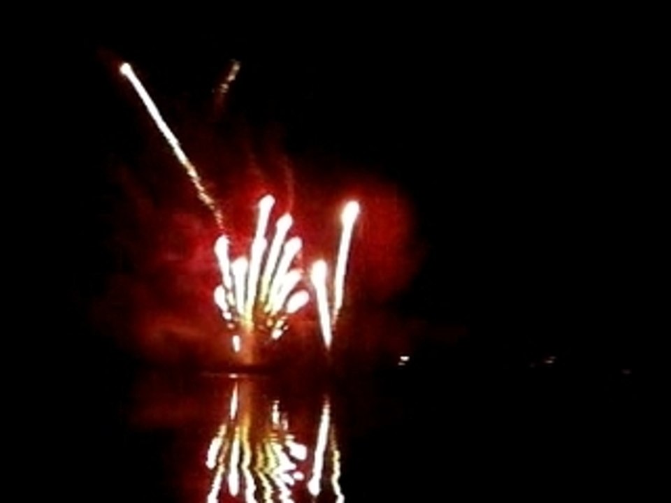 Feu dartifice n'2 a viry