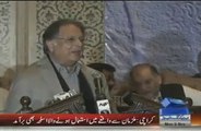 Pervaiz Rasheed was badly insulted by a Pakistnai on Allama Iqbal Day