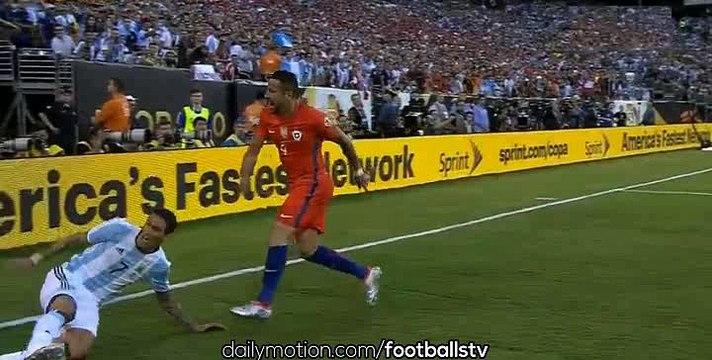 Angel Di Maria Injured - Argentina vs Chile - Copa America Final - 27/06/2016