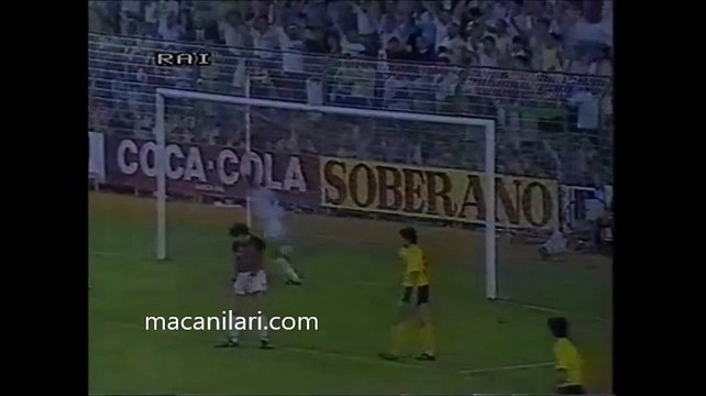 02.10.1985 - 1985-1986 UEFA Cup 1st Round 2nd Leg Real Madrid 5-0 AEK