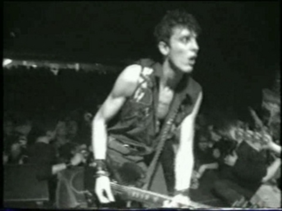 Clip vidéo les cadavres 22 (live)