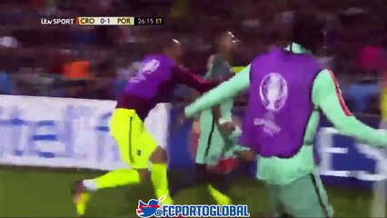 La joie du commentateur portugais après le but de Quaresma