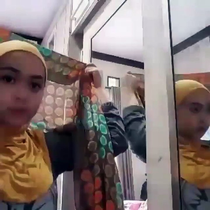 Tutorial Sweet and Simple Make up Hijabers ala Ria Ricis Edisi Lebaran