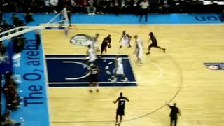 Dwyane Wade Dunk  2 - Miami Heat vs New Jersey Nets:O2 Arena