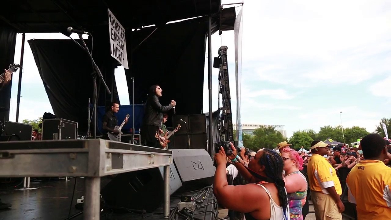 Motionless in White "Reincarnate" live Houston @ Vans Warped Tour 2016
