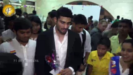 PRATIK BABBAR AS CHIEF GUEST AT FELICIATION CEREMONY IN SNDT COLLEGE