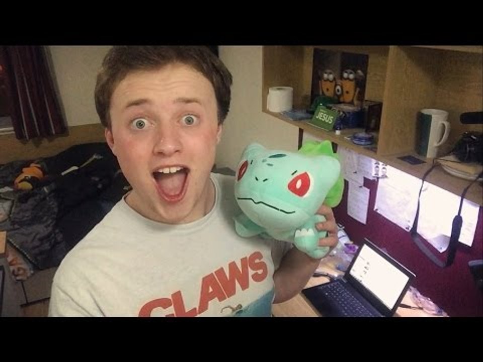 A Tour Of My Room! (Feat. Plush Toys)