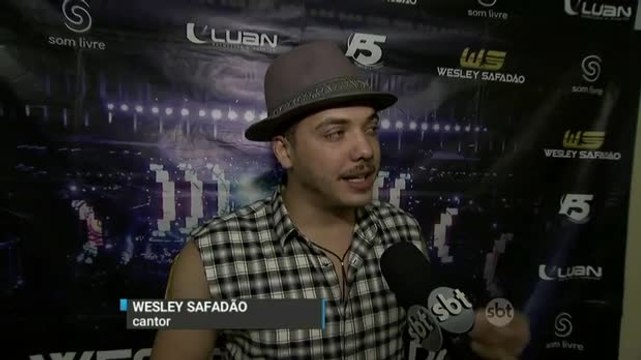 Wesley Safadão agita maior São João do planeta