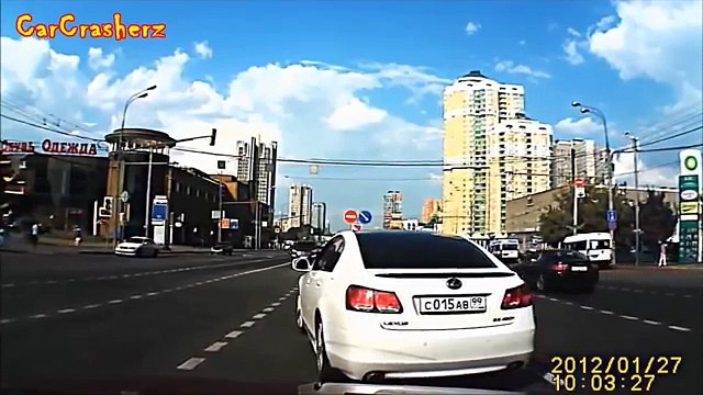 Car Crash Compilation Russian Car Crashes Truck Accidents Road Rage 2014 #28