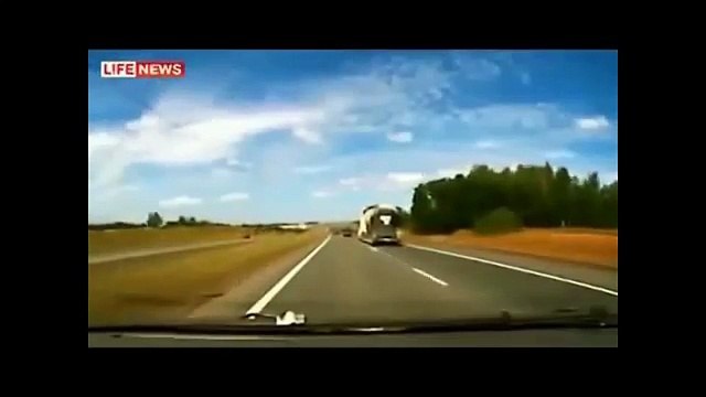 [HOT Accident 2014] The most horrific traffic accidents of the world