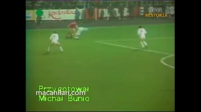 28.11.1984 - 1984-1985 UEFA Cup 3rd Round 1st Leg RTS Widzew Lodz 0-2 FK Dinamo Minsk