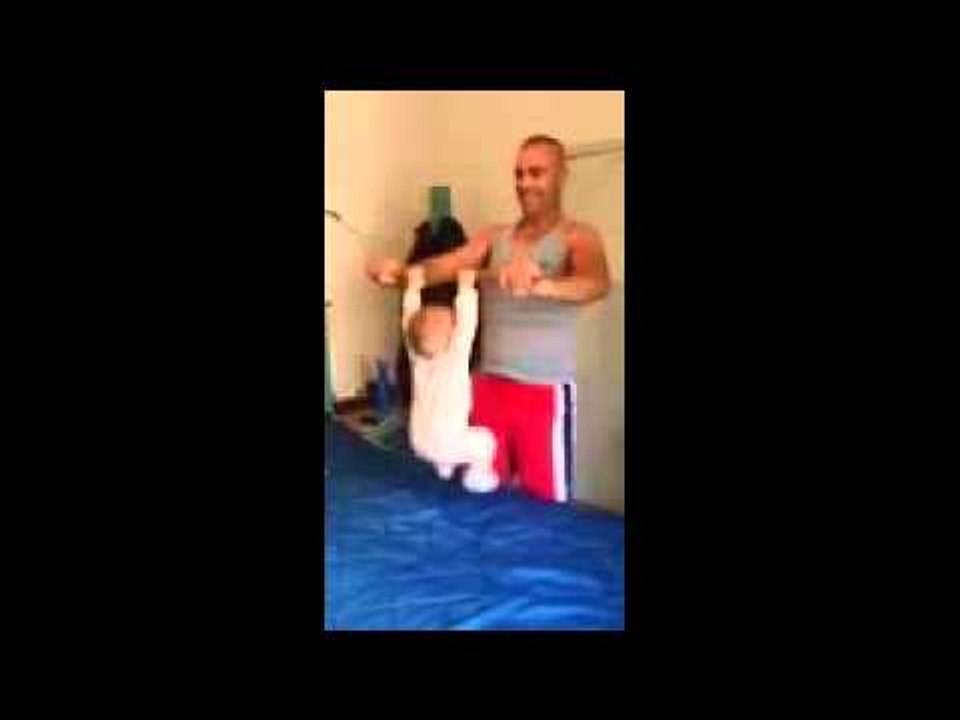 Doğuştan sporcu Videosu SahneTv