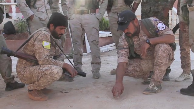 اشتباكات بين سوريا الديمقراطية وتنظيم الدولة بمنبج