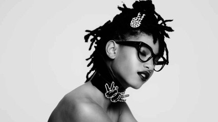 Willow Smith, égérie de la campagne lunettes automne-hiver 16/17 Chanel