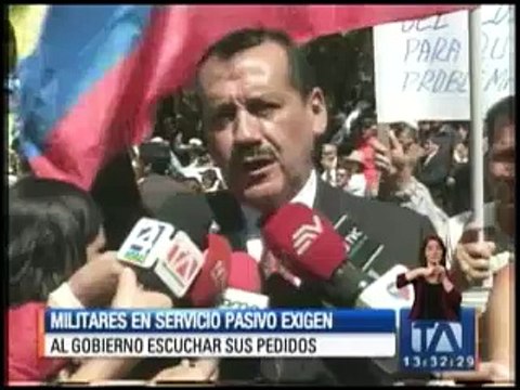 Militares en servicio pasivo exigen al Gobierno que escuche sus pedidos