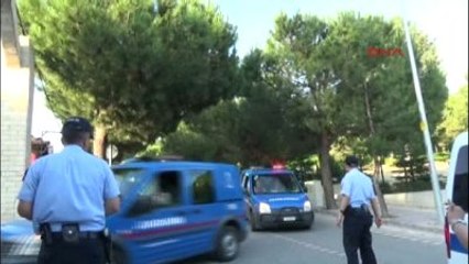Manisa Boğazı Kesilen Genç Kızın Erkek Arkadaşı İfade İçin Karakola Getirildi
