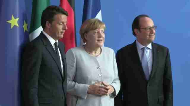 Renzi, Merkel y Hollande proponen una nueva UE tras el brexit