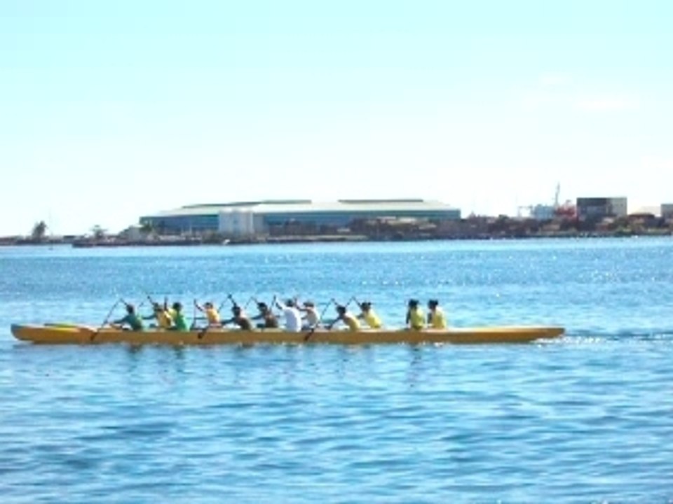 Heiva i Tahiti: course de vaa