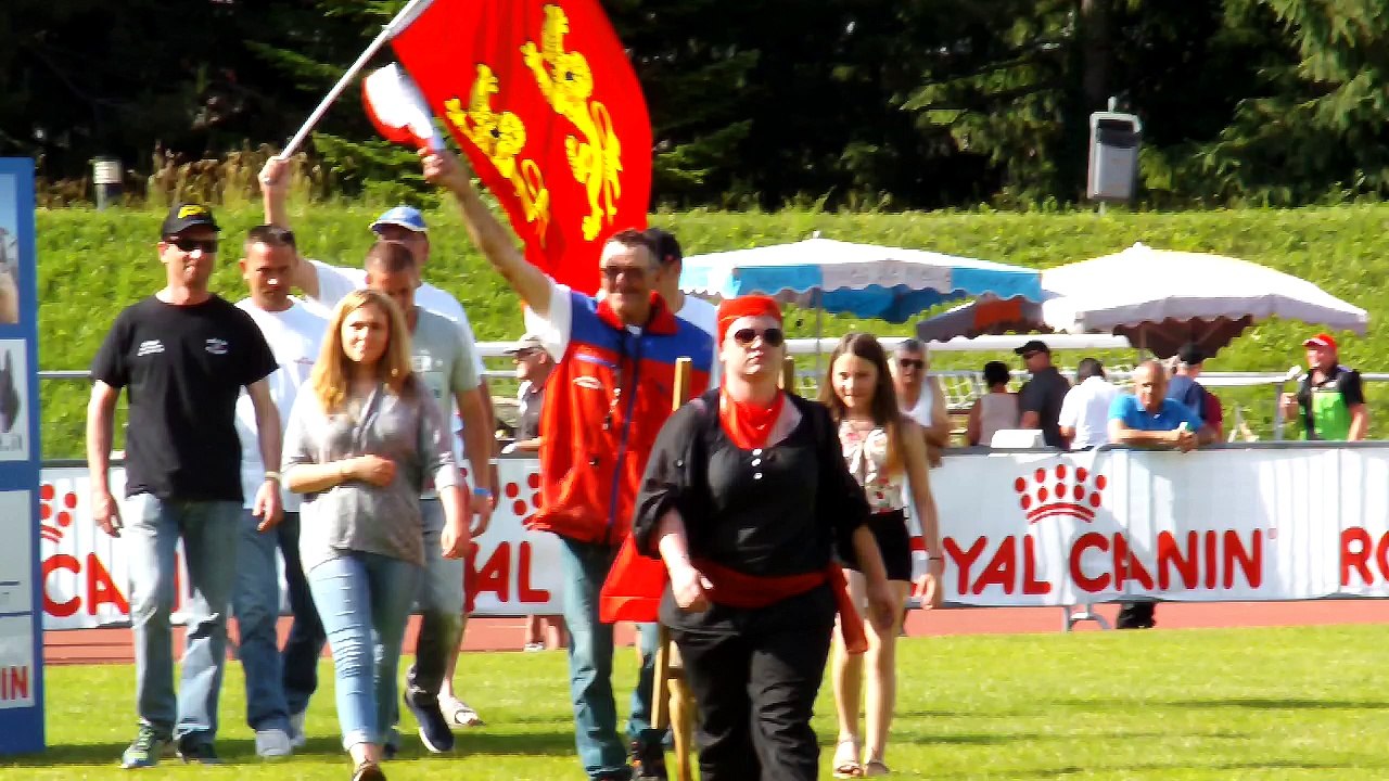 Goras & Jean-Marie : entrée Finale ring 2016