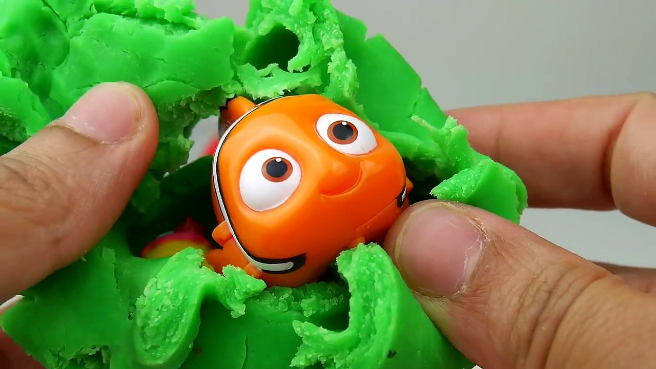 MANY PLAY DOH SURPRISE EGGS - Peppa Pig Hulk Disney Nemo McQueen Cars Frozen Elsa Toys Playdough_8
