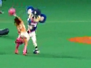 07/07/08 中日戦　試合直前のドアラ